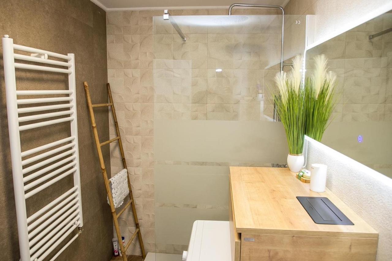 Studio Apartman Avenija *** Slavonski Brod Dış mekan fotoğraf